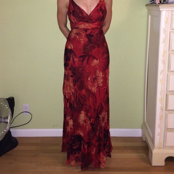 Red sexy prom dress! ⛑❤️
