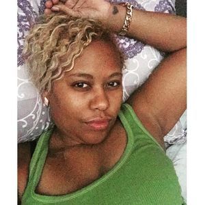 Meet your Posher, Veronica