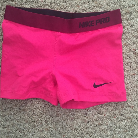 Nike short