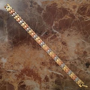 Stainless steel tri color bracelet