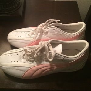 Women's puma sneakers