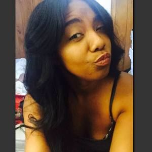 Meet your Posher, Lina