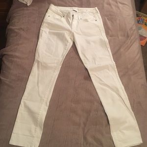 White American Eagle Skinny Jeans