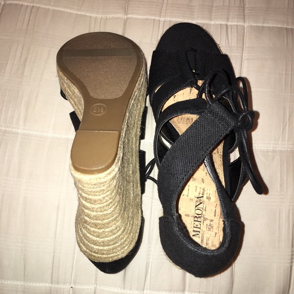 SOLD - Picture 3 of 4