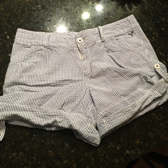 American eagle blue seersucker shorts
