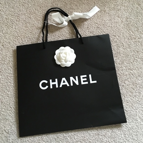 Chanel shopping bag