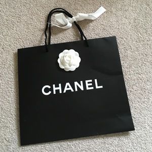 Chanel shopping bag