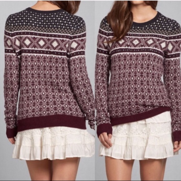 Abercrombie & Fitch sweater 🎄
