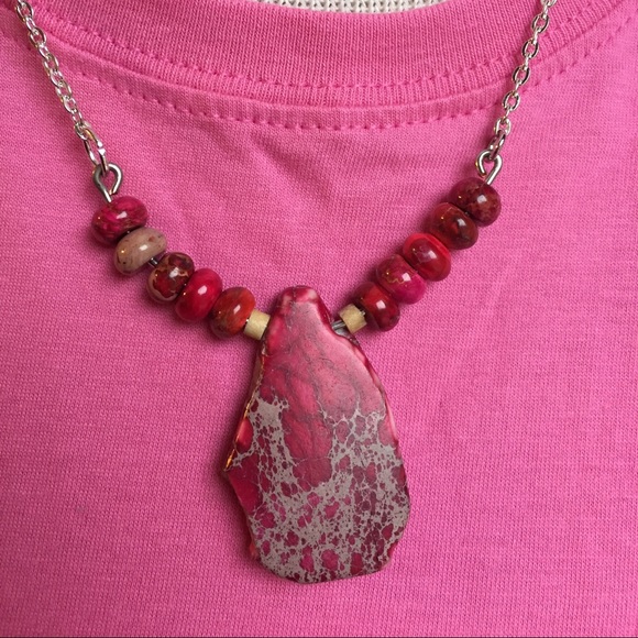 Necklace and earring set. - Picture 2 of 4