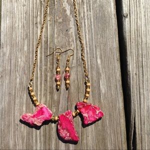 Necklace and earring set