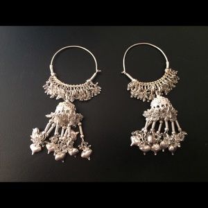 Silver color party wear earings