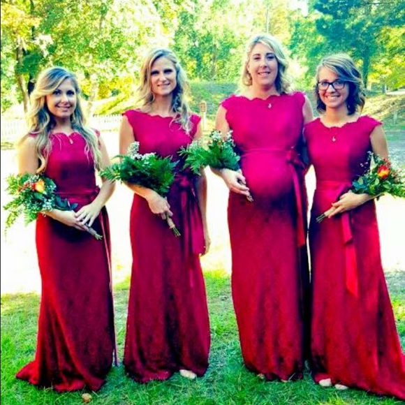 Burgundy laced maxi dress - Picture 4 of 4