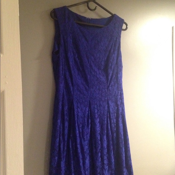 Royal blue sleeveless lace dress