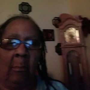 Meet your Posher, Delores