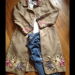 LACED IN LOVELY LINEN❤️