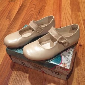Little girls dress shoes