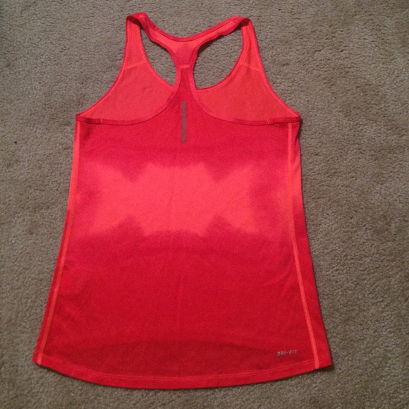 Nike Racerback Tank - Picture 2 of 4