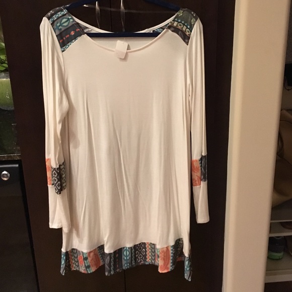 Nwt boutique Aztec white tunic dress
