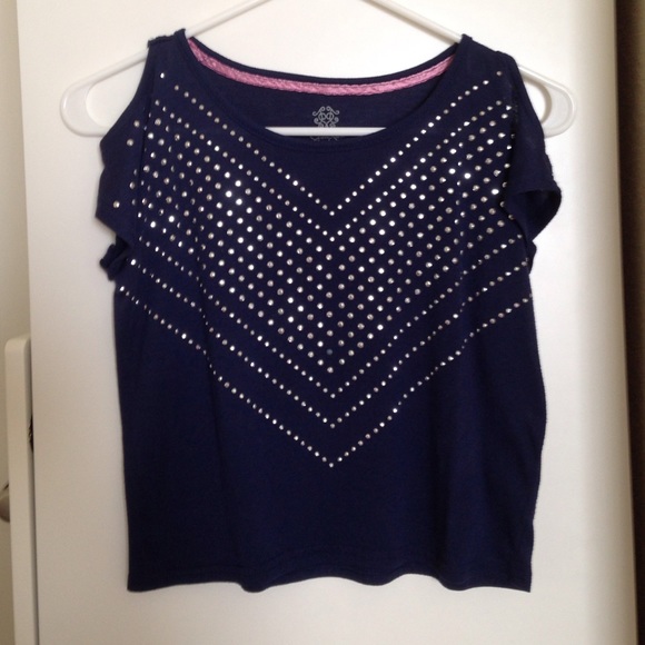 ❌SOLD IN BUNDLE❌Youth navy blue and sliver top
