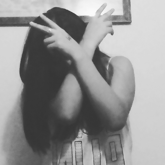 Meet your Posher, Iris - Picture 1 of 1