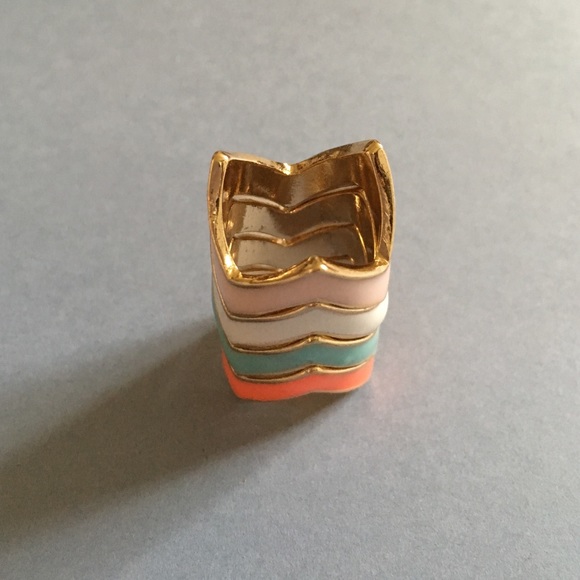 Zig Zag Rings - Picture 2 of 3