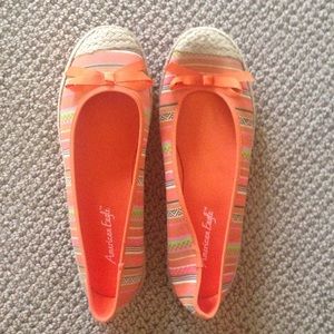 American Eagle flats