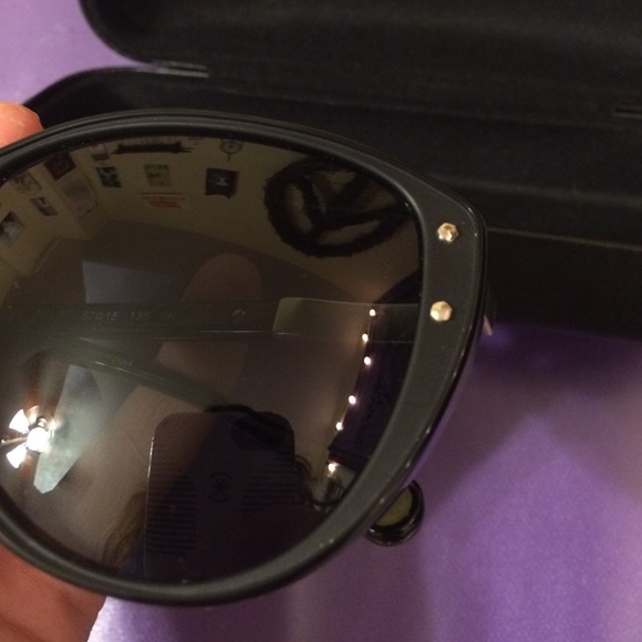 Dolce & Gabbana Sunglasses, never worn - Picture 2 of 3