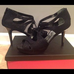 Black heels size 11