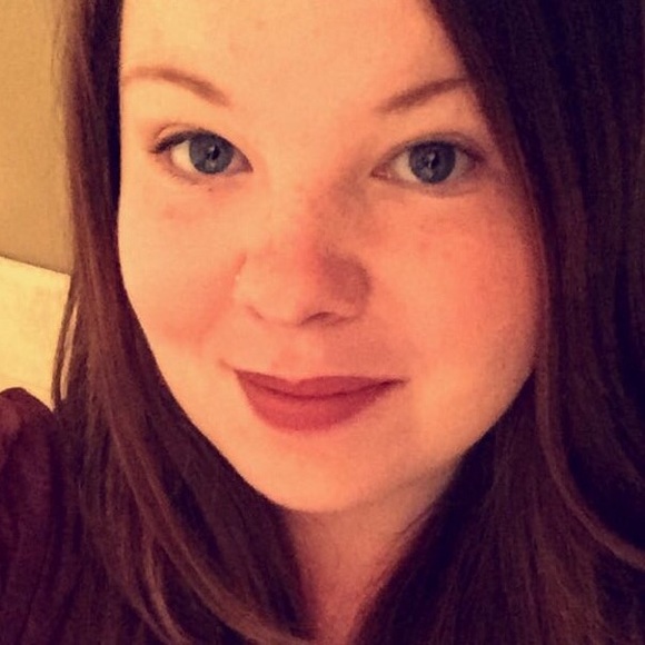 Meet your Posher, Amy - Picture 1 of 1