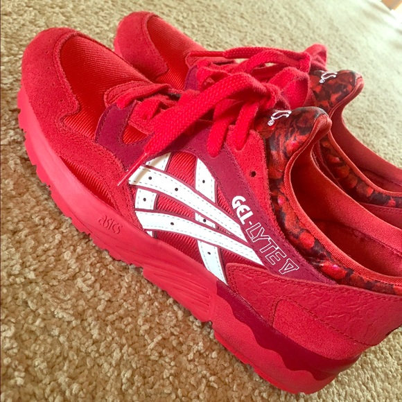 ❌sold❌ Asics Gel Lyte V Valentine's Day