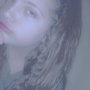 Meet your Posher, Makayla