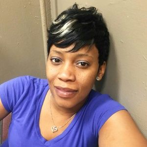 Meet your Posher, Deven