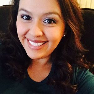 Meet your Posher, Vanessa