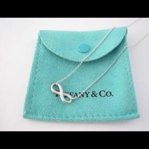 TIFFANY'S Infinity Necklace. sterling silver!!