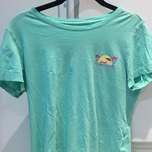 VINEYARD VINES rare tee