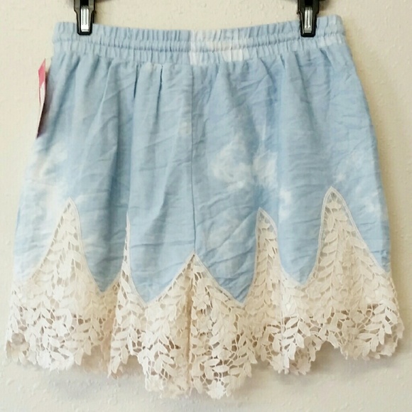 Xhilaration | Crochet Trim Shorts - Picture 3 of 3