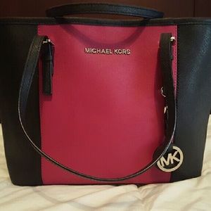 Michael Kors Tote