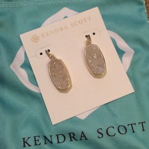 Kendra Scott Danay earrings