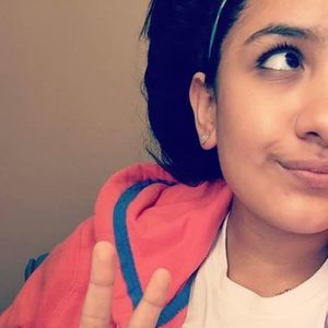 Meet your Posher, Crystal