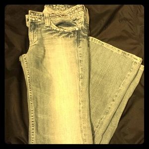 Beautiful Studded Miss Me jeans bootcut