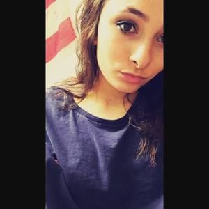 Meet your Posher, Briana