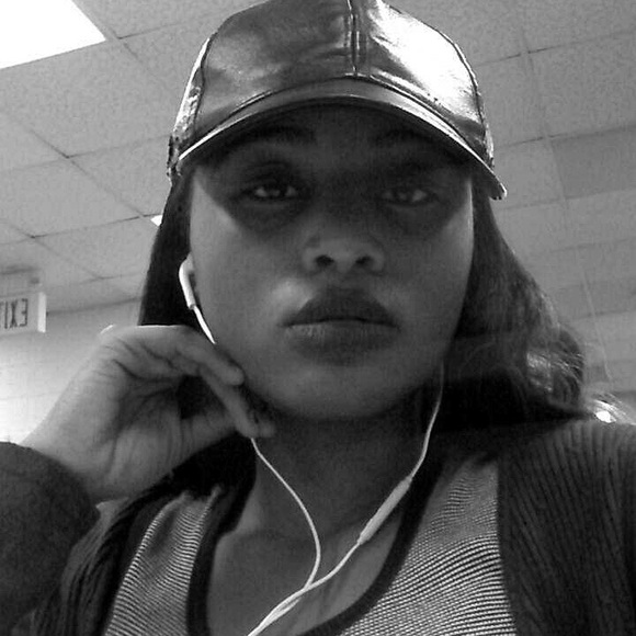 Meet your Posher, Marie - Picture 1 of 1