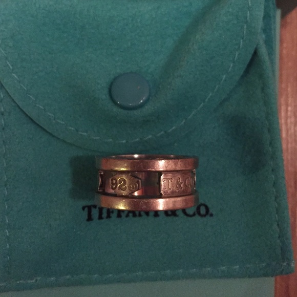 Tiffany & co ring - Picture 3 of 3
