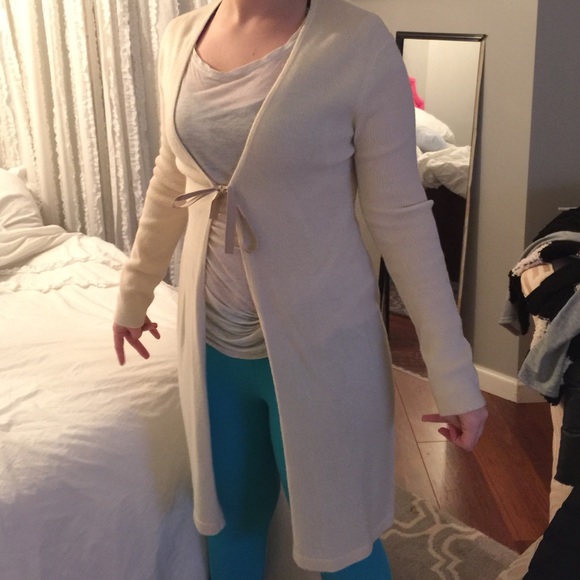 Adorable long 100% cashmere sweater