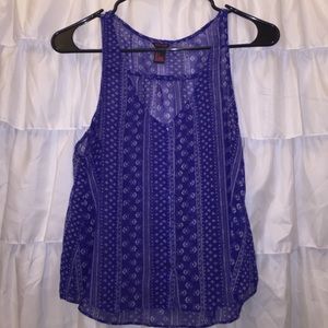 Forever 21 Blue V-Neck Tank Top with Pattern