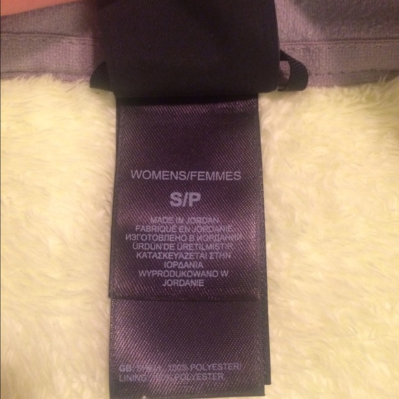 North face - Picture 3 of 3