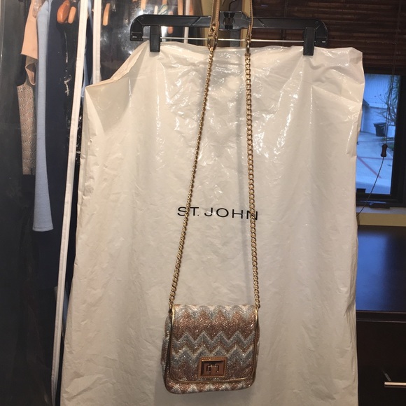 Purse, never used, super cute.