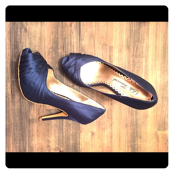 Lulu Townsend pump!
