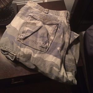 Army style cargo pants
