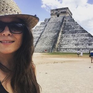 Meet your Posher, Marianna